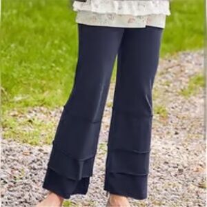 Matilda Jane Women’s Black Pants size M